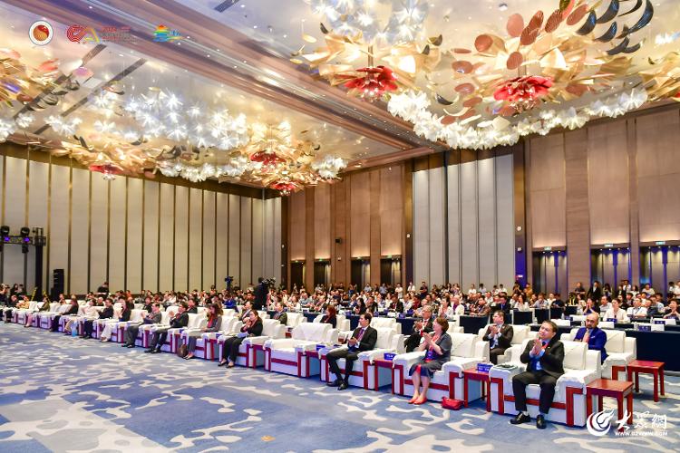 Im体育网站：在青岛遇见中国东盟合作新未来！2024中国（青岛）－东盟经贸合作与人文交流活动举办(图2)