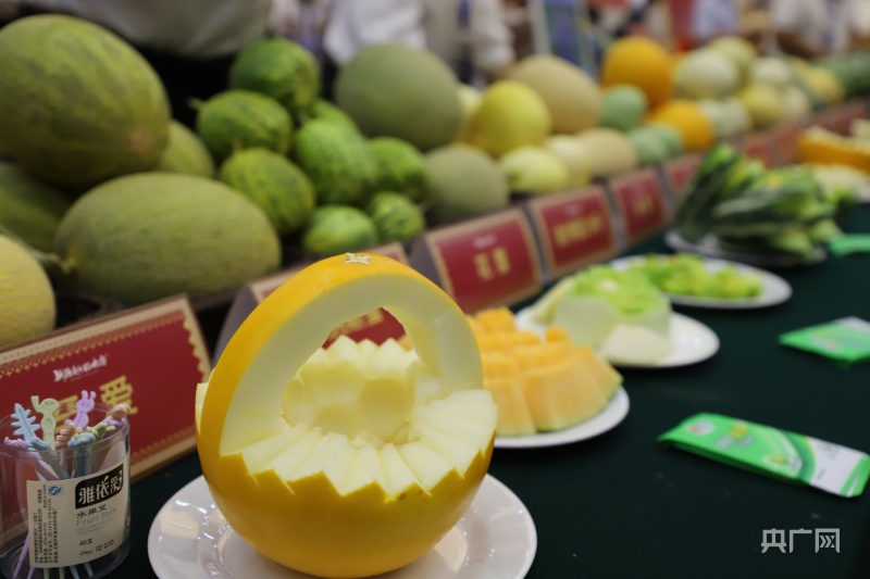 喀什徕宁国际机场2024年进出港货邮突破万吨大关(图2)