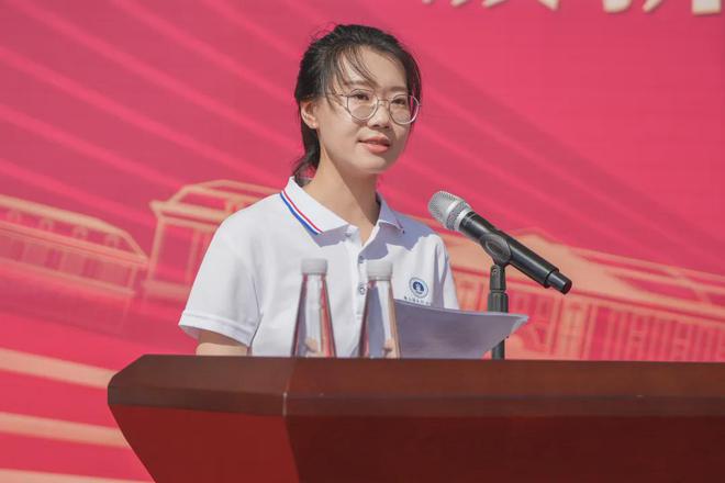 Im体育网站：唐山海运职业学院举行2024年新生开学典礼暨军训开营仪式(图7)