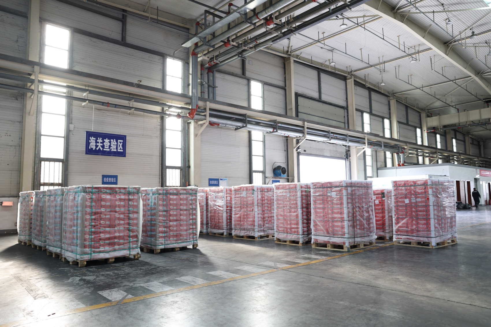 92吨抢“鲜”上市成都迎来2024产季单批最大货量智利进口车厘子(图2)