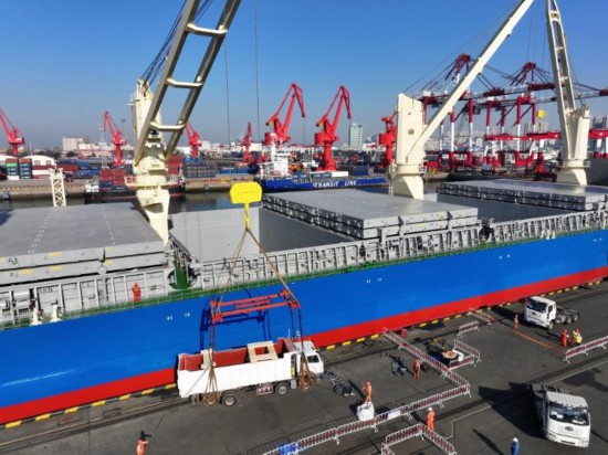 山东港口青岛港首条东南非直达快航周班正式开通(图3)