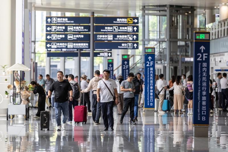 2024年冬春航季开启海口美兰机场计划执行航班989万架次(图1)