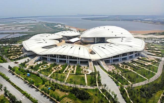 Im体育网站：上合示范区有“范儿”(图1)