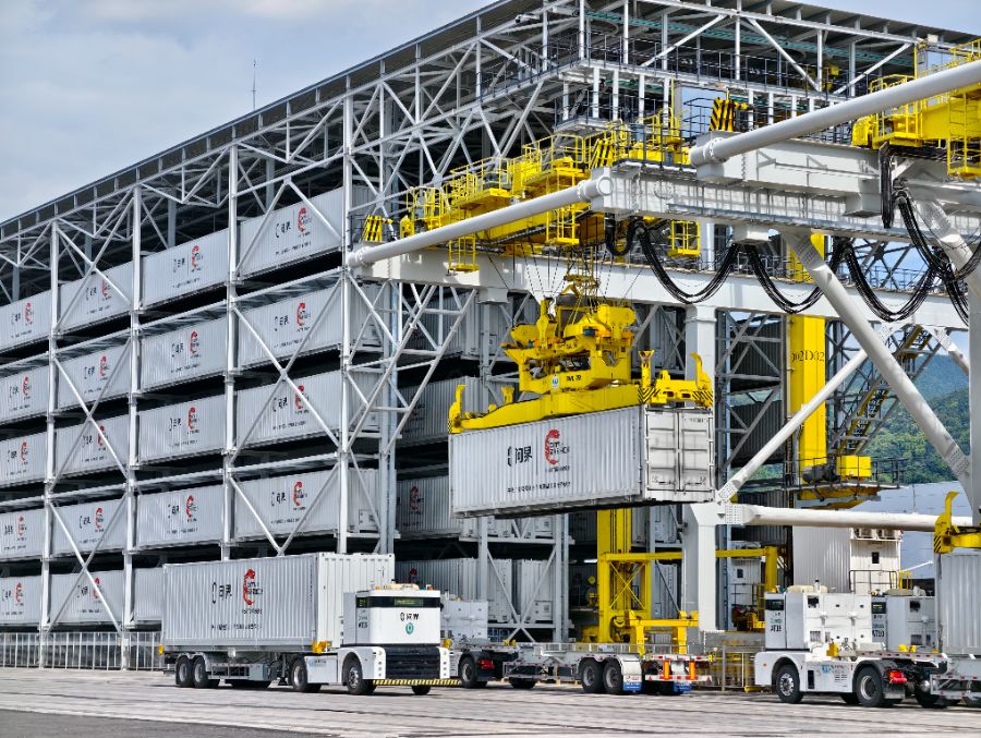 Im体育网站：200万亿物流奔涌！工业占比超八成高端制造升级核心引擎(图2)