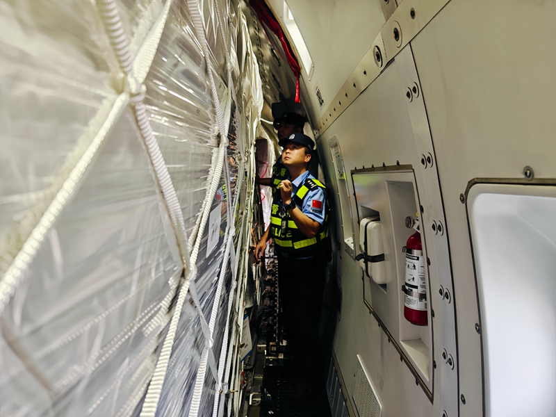 “空中丝绸之路”加速织密打造枢纽经济新高地(图2)