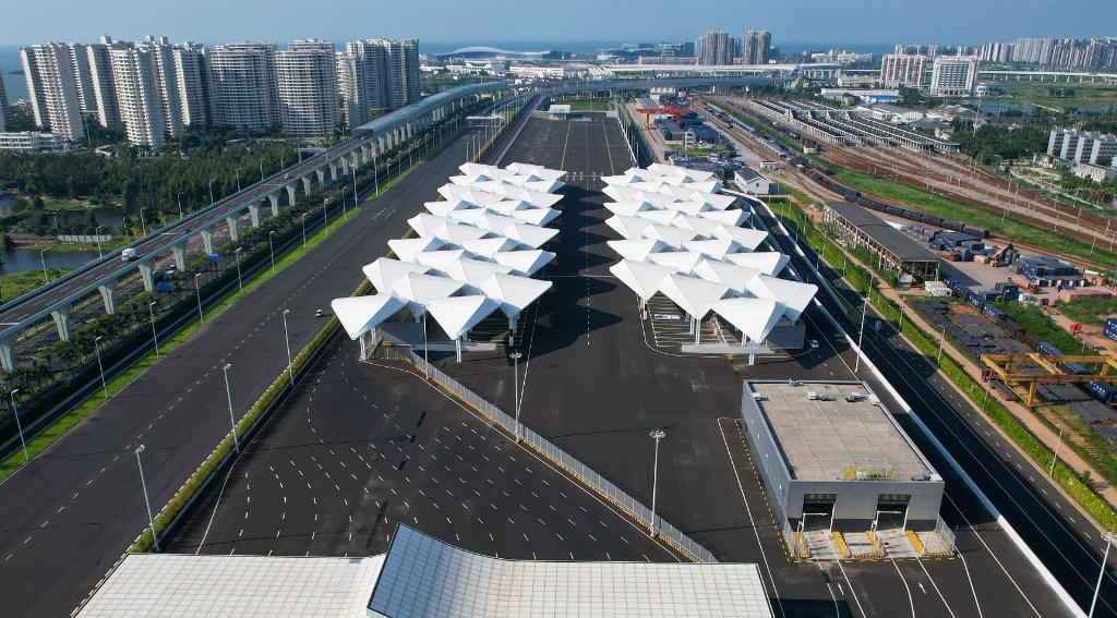 新华视点丨海南自贸港全岛封关将带来哪些红利？(图2)