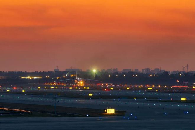 不靠海不沿江河南为何执意圆“港口梦”？(图2)