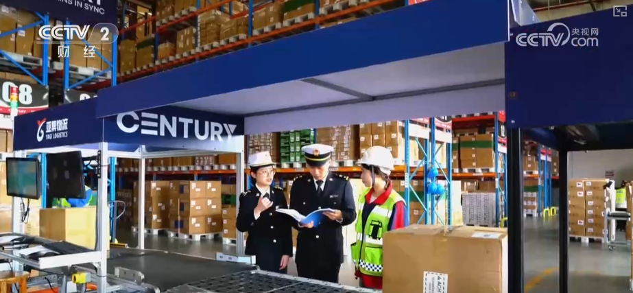 首破4000万、再破5000万“加速跑”！透视港口兴旺景象“数”说外贸强劲活力(图5)