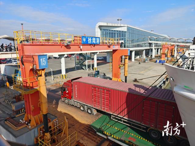 Im体育网站：全岛封关背后的“广东力量”(图4)