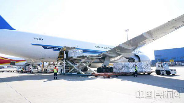 针对不同体量货物上海机场货运“空铁联运”推出新产品(图1)