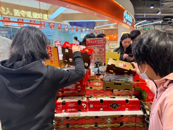 “车厘子降价”频上热搜商家：还有下降空间！(图4)