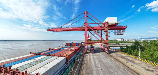 Im（中国体育）：非凡“十四五”｜向海图强风帆劲！岳阳临港高新区以高水平开放促高质量发展(图4)