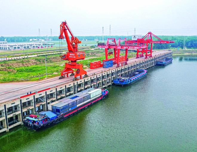 潮涌江河阔风劲千帆悬——触摸河南高质量发展一线的春天脉动(图3)