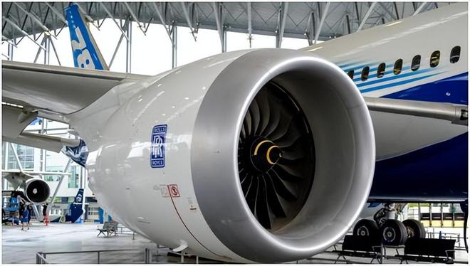 2020年亏54亿裁9000人24年利润246亿罗罗回头求中国建厂(图2)