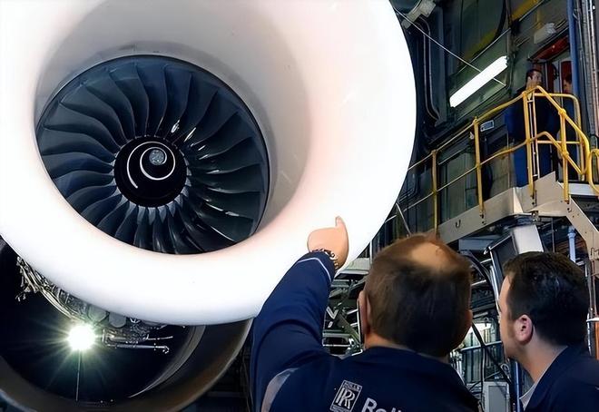 2020年亏54亿裁9000人24年利润246亿罗罗回头求中国建厂(图13)