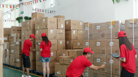 非旺季为何国际海运运输费用暴涨？-雄达国际物流(图1)